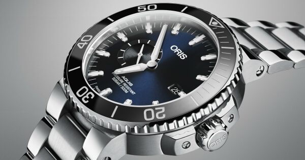 Oris Aquis Small Second, Date