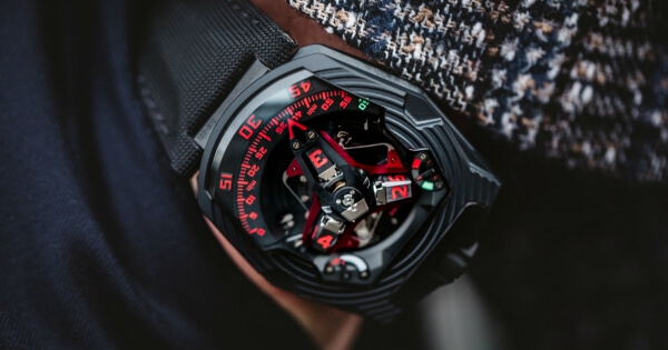 Urwerk UR-210 Black Platinum