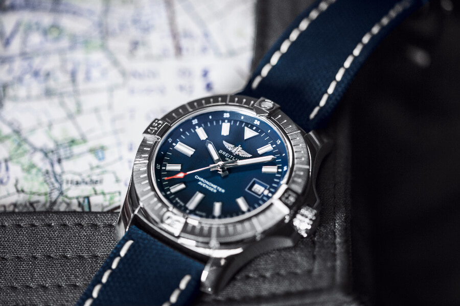 Breitling Avenger Automatic 43 Watch Review