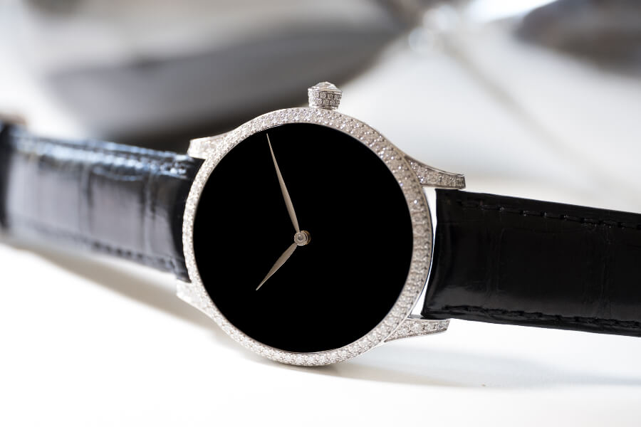 H. Moser & Cie. Venturer Concept Vantablack Diamonds Watch review