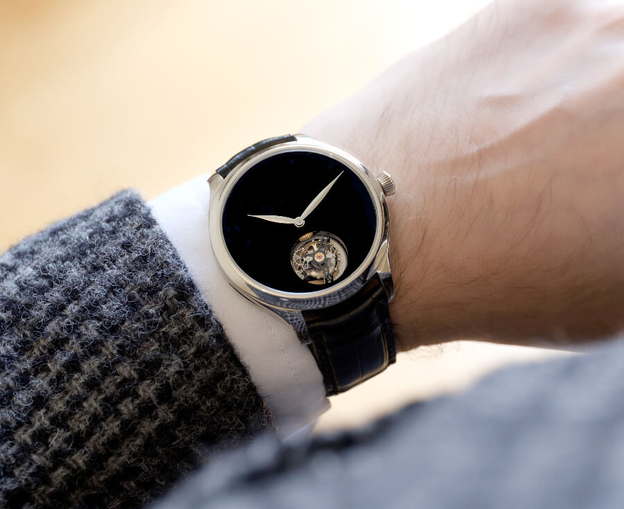 H. Moser & Cie. Endeavour Tourbillon Concept Vantablack Watch Review