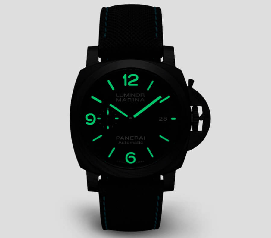 Panerai Luminor Marina Super Luminova