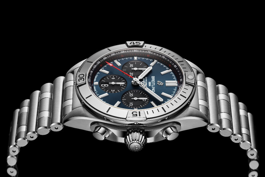 Breitling Chronomat B01 42 Watch Review 