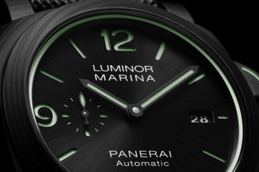 Panerai Luminor Marina Carbotech – 44 mm PAM01118 Dial