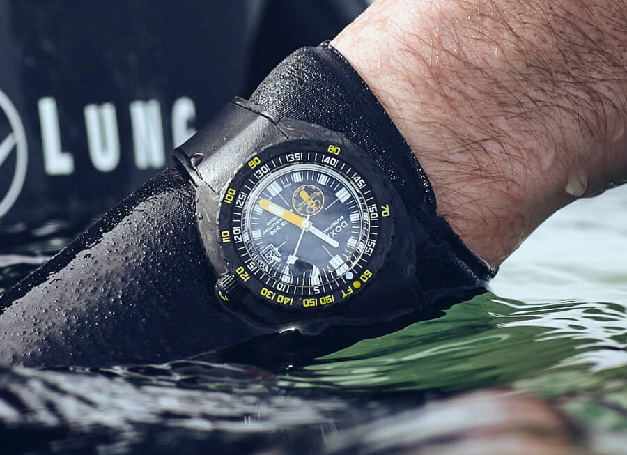 Doxa SUB 300 Aqua Lung US Divers Watch Review