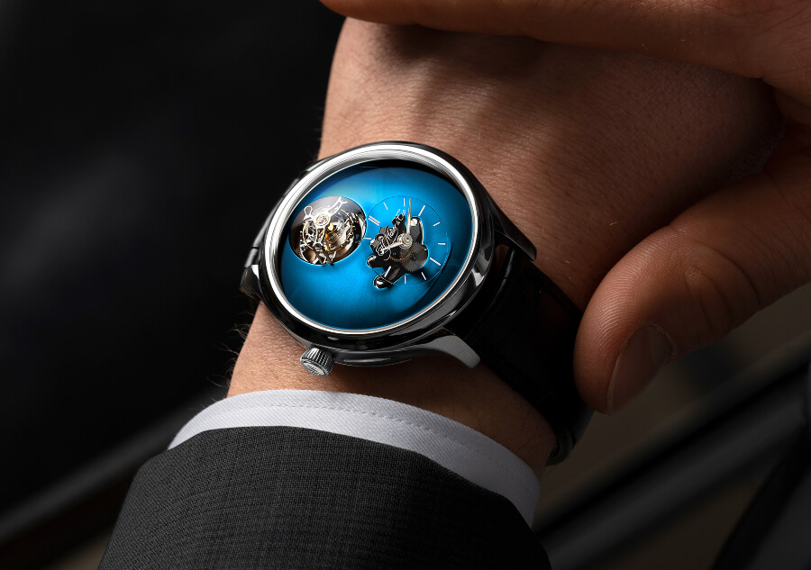 H. Moser × MB&F Endeavour Cylindrical Tourbillon Watch Review