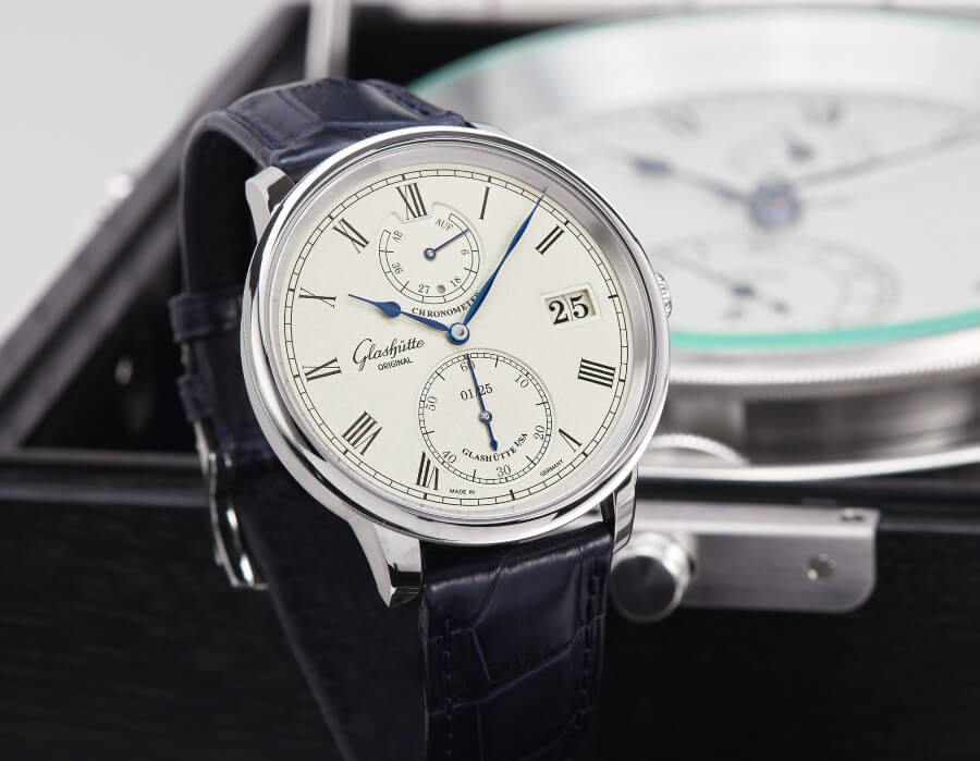 Glashütte Original Senator Chronometer Limited Edition White Gold Hand On