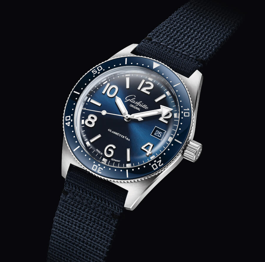 The New Glashütte Original SeaQ 39.5 mm Blue Dial