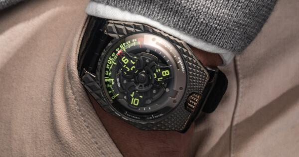 Urwerk UR-100V T-Rex (Price, Pictures and Specifications)