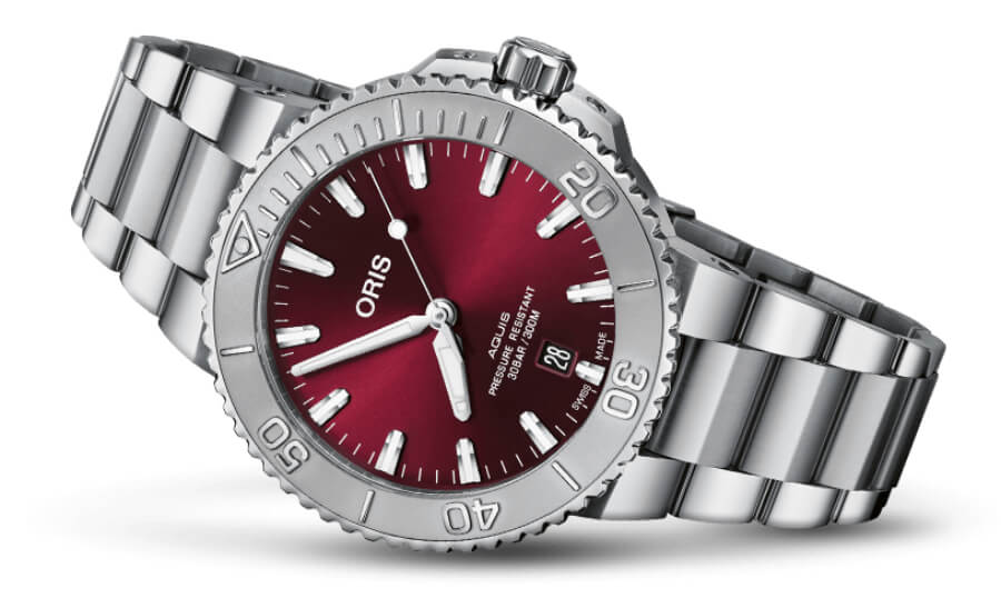 Oris Aquis Date Cherry Red Review