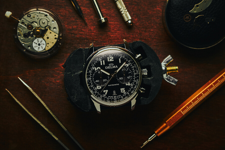 Review Delma Heritage Chronograph Limited Edition