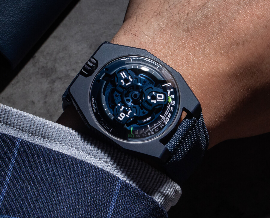 Urwerk UR-100V "Blue Planet" 